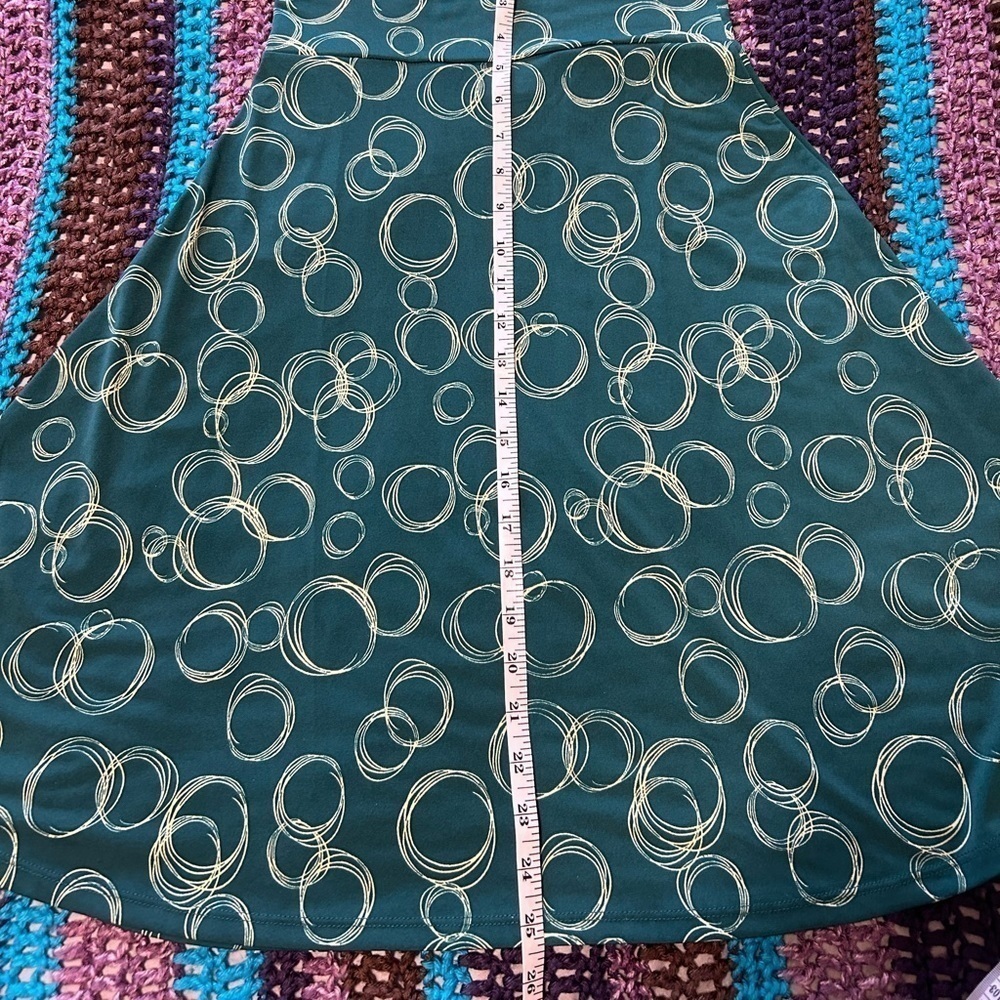 LuLaRoe Green A-line Skirt with Circle Print, Size XS - Picture 6 of 7